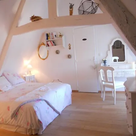 chambre d'hotes le nid du phare avec jacuzzi privé-3